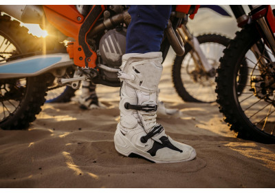 Kā izvēlēties pareizos moto zābakus? Kā izvēlēties pareizos moto zābakus?