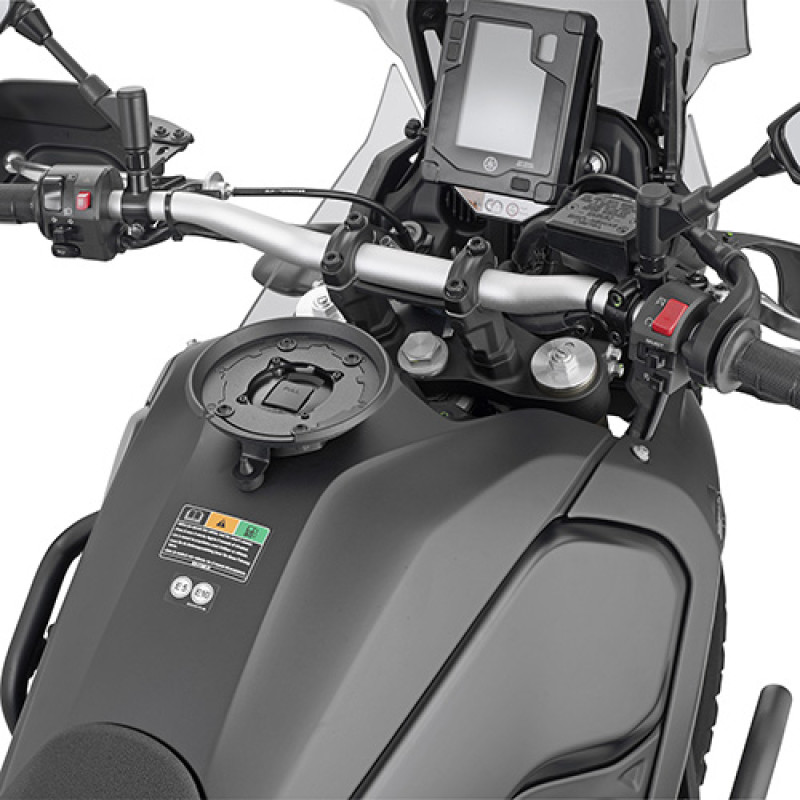 Givi SPEC FLANGE FOR FITTING TANK BAGS YAMAHA